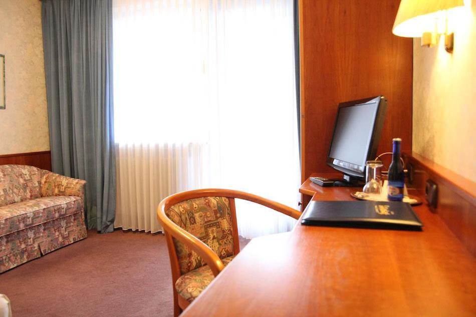Landhotel Soderberg Bad Salzschlirf Habitación foto
